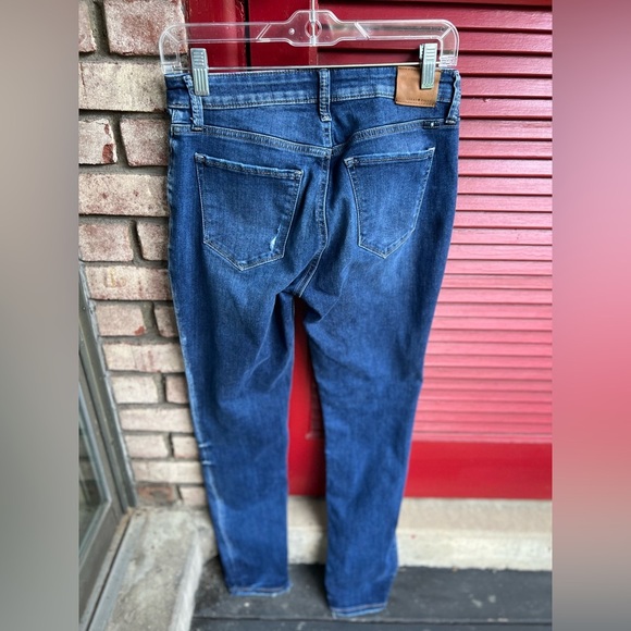 Lucky Brand Dark Blue Sasha Super Skinny Jeans - size 8/29 women’s - Picture 5 of 11